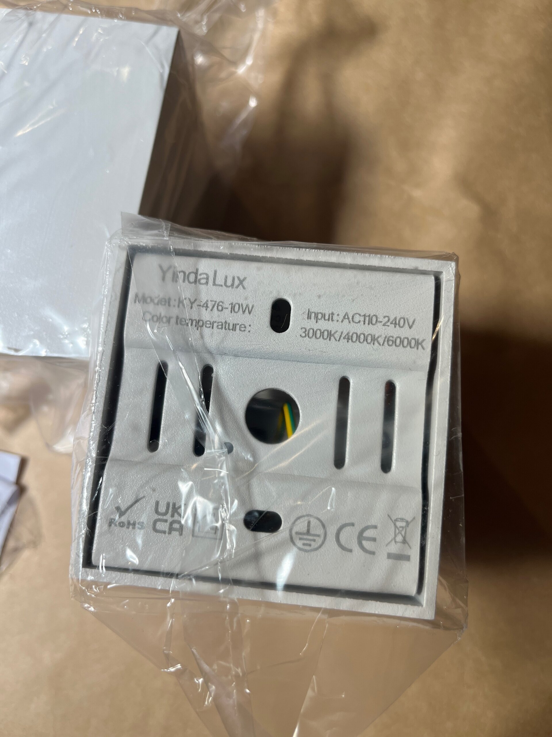 Pack 4 Focos techo blancos LED metal 10w - 9